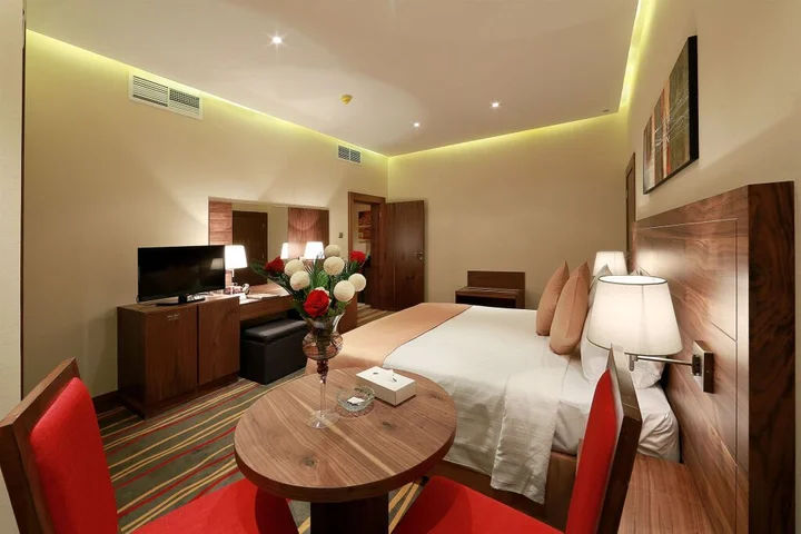 Дубай: Al Khaleej Palace Deira Hotel