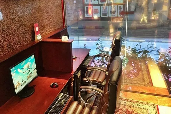 Дубай: Al Khaleej Palace Deira Hotel