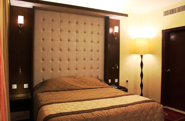 Дубай: Al Khaleej Palace Deira Hotel