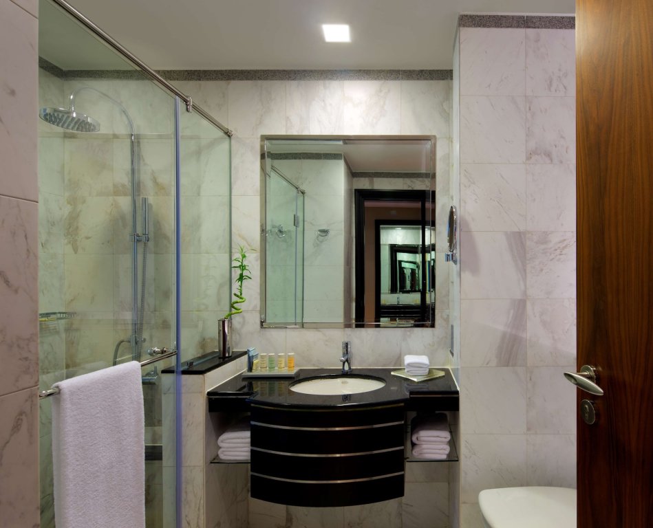 Дубай: Отель Radisson Blu Hotel, Dubai Media City