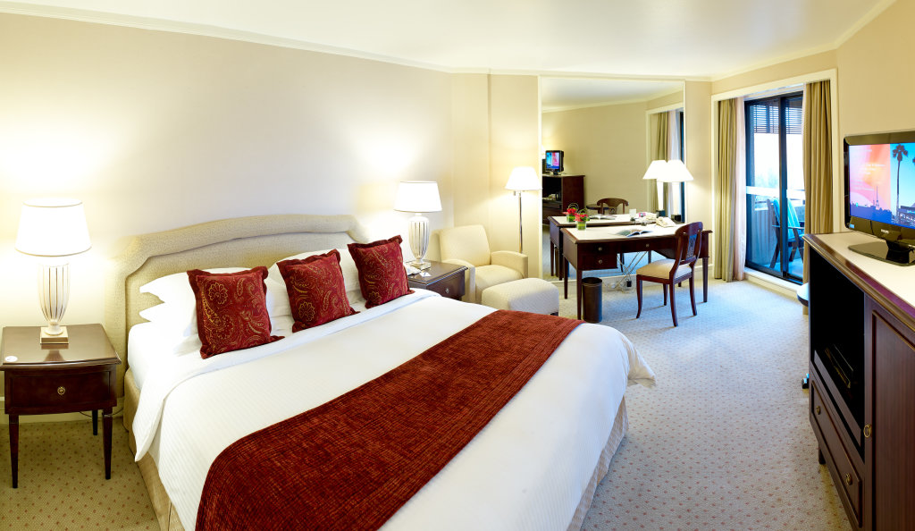 Дубай: Отель Radisson Blu Hotel, Dubai Media City