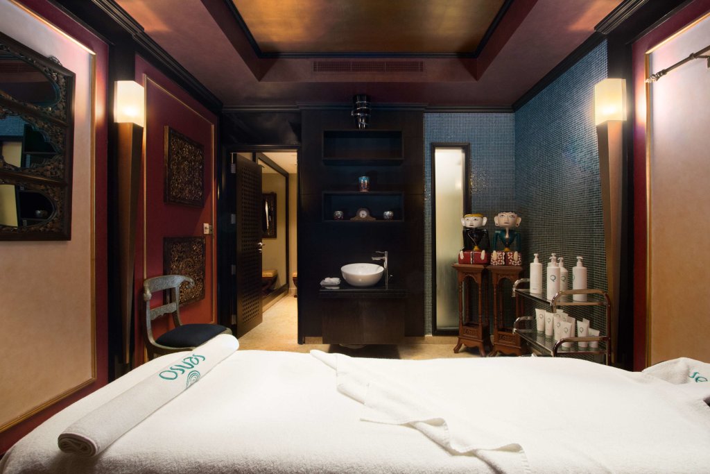 Дубай: Отель Radisson Blu Hotel, Dubai Media City