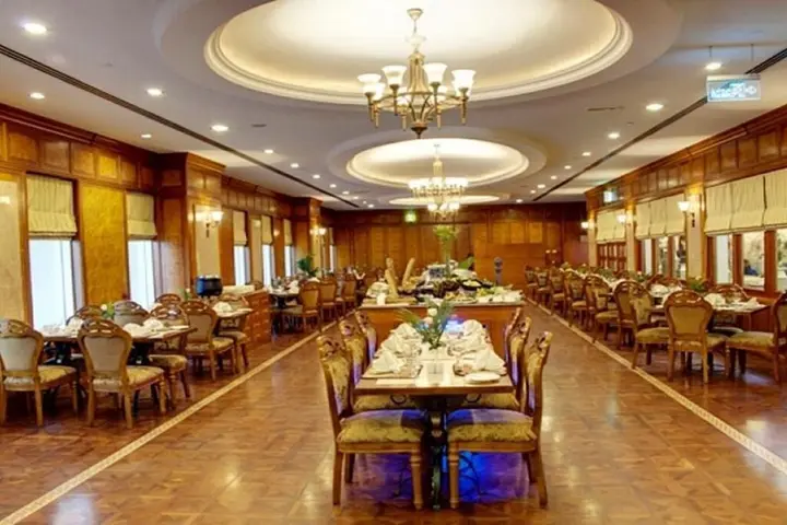Дубай: Grand Excelsior Hotel Bur Dubai