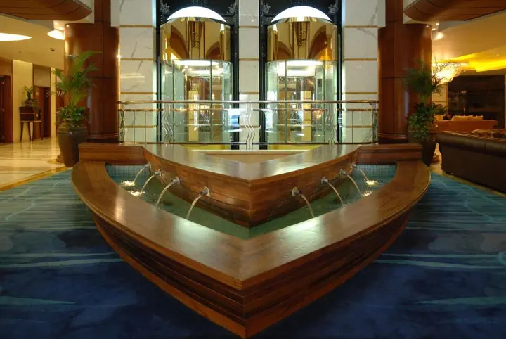 Дубай: Grand Excelsior Hotel Bur Dubai