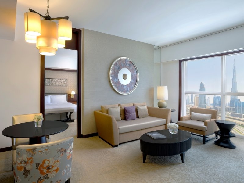 Дубай: Dusit Thani Dubai