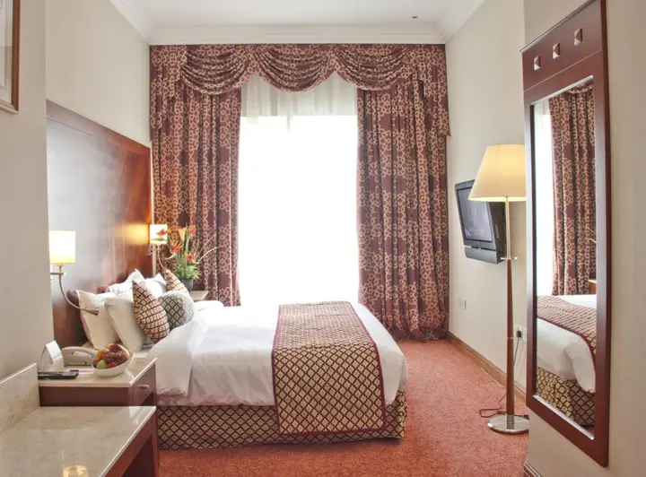 Дубай: Отель Regent Palace Hotel