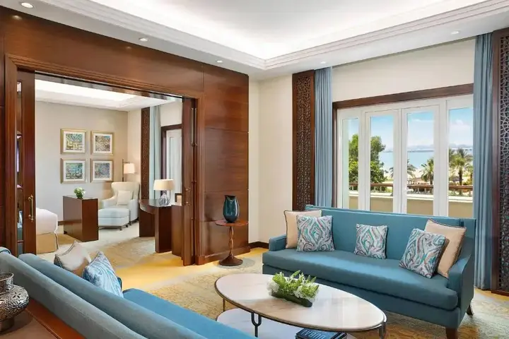 Дубай: Отель The Ritz-Carlton, Dubai