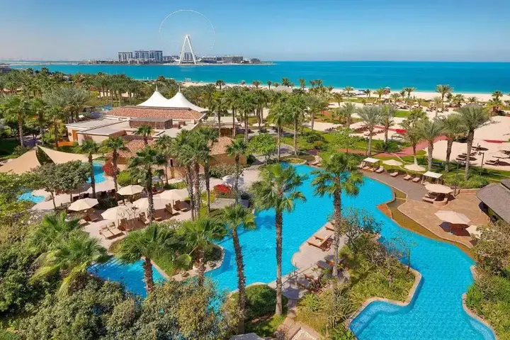 Отель The Ritz-Carlton, Dubai — фото 1