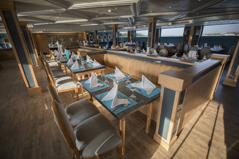 Луксор: SUNRISE Semiramis II Cruise