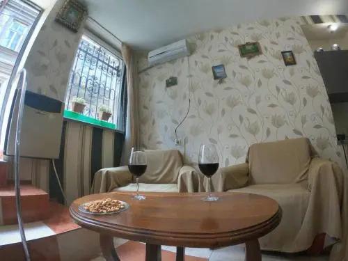 Тбилиси: Old House