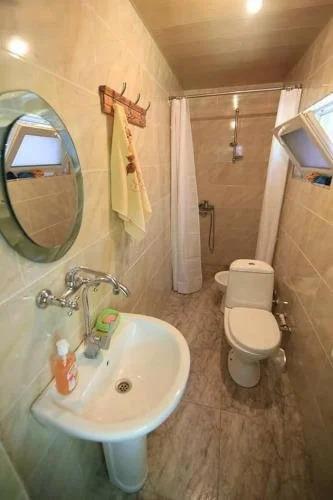 Кварели: Guest House Duruji