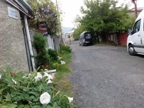 Кварели: Guest House Duruji