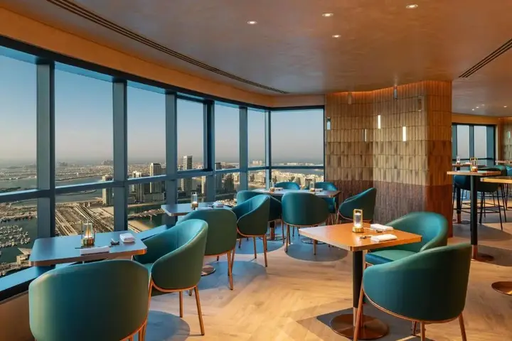 Дубай: Dubai Marriott Harbour Hotel & Suites