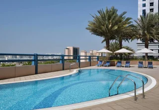 Дубай: Dubai Marriott Harbour Hotel & Suites