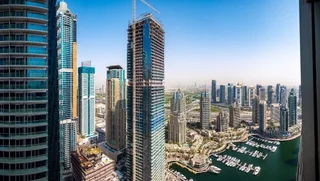 Дубай: Cayan Tower by Bravoway