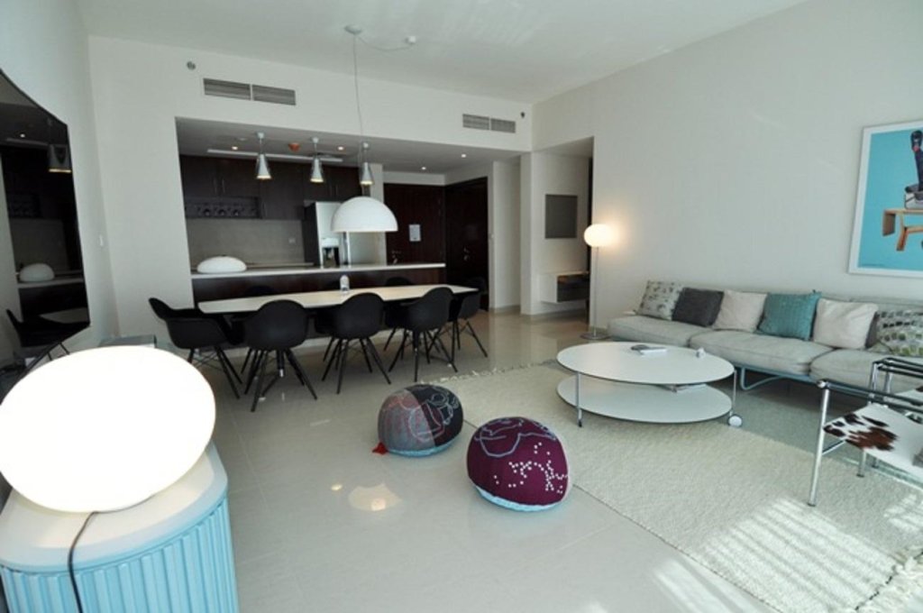 Дубай: Amazing Two bedroom in Panorama - The Greens