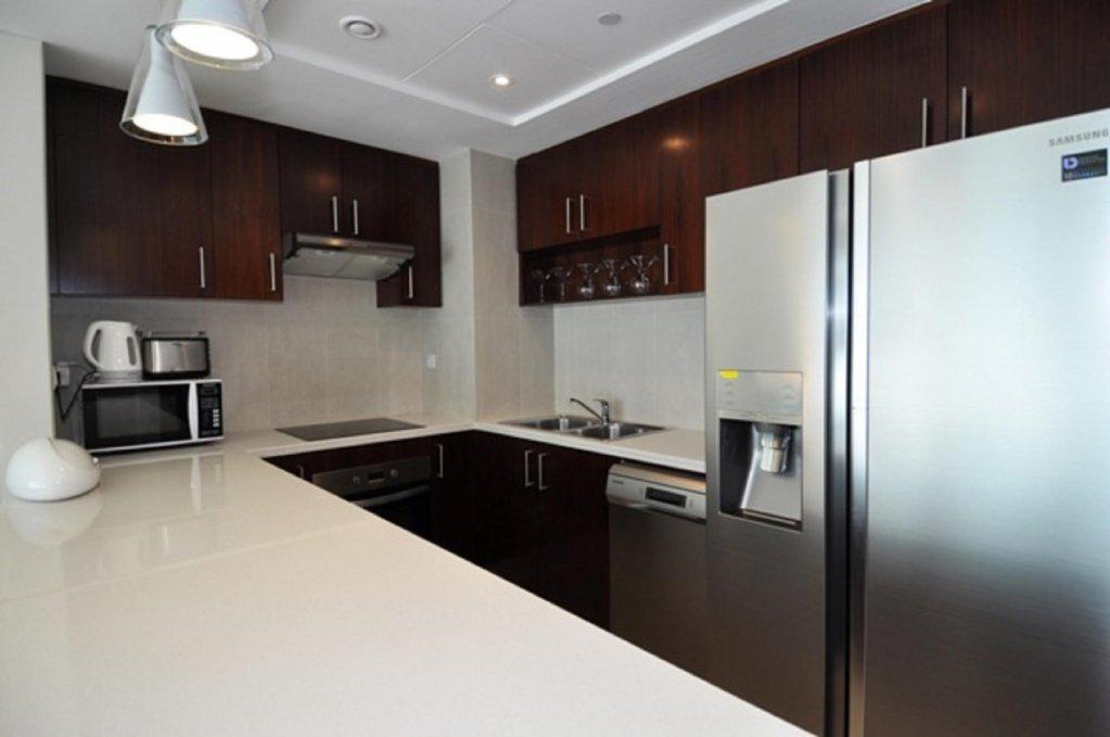 Дубай: Amazing Two bedroom in Panorama - The Greens