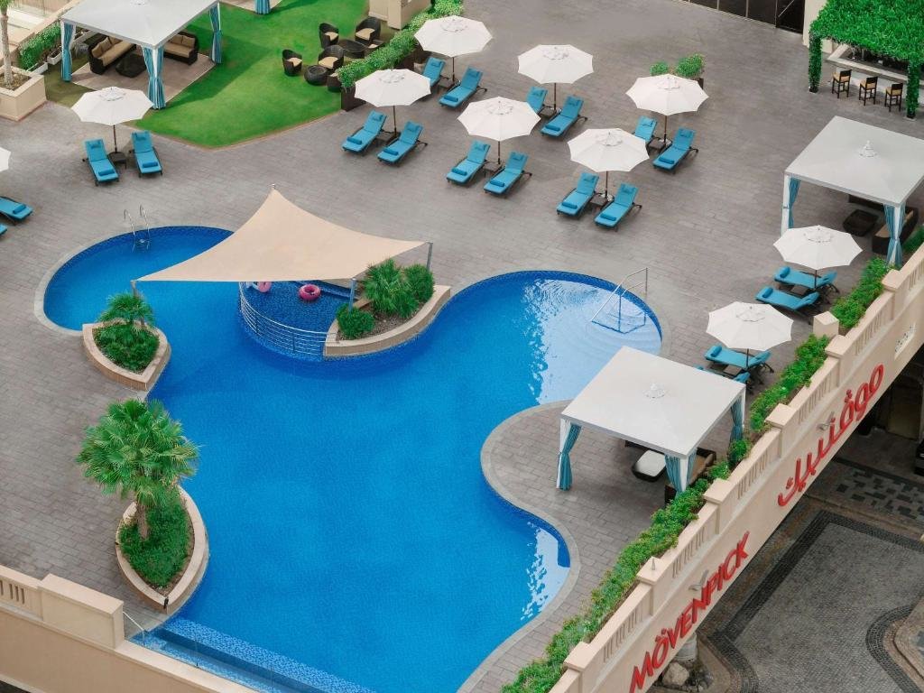 Дубай: Mövenpick Hotel Jumeirah Beach