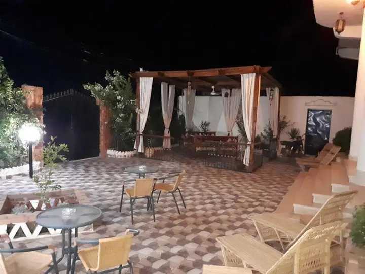 Луксор: Angel Eyes House