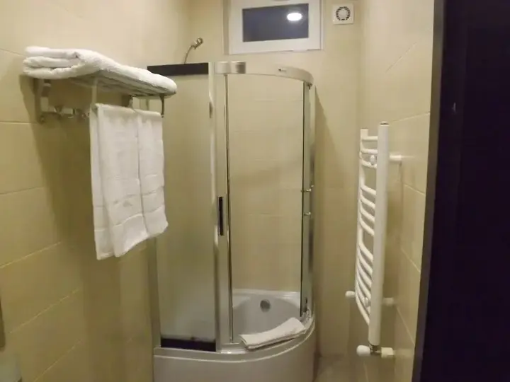 Тбилиси: Green Corner Hotel