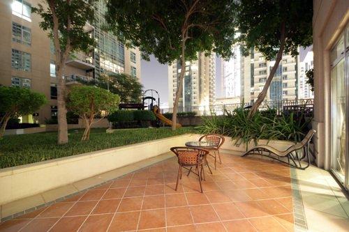 Дубай: Beautiful 1BHK in BURJ Residence 4 - 205