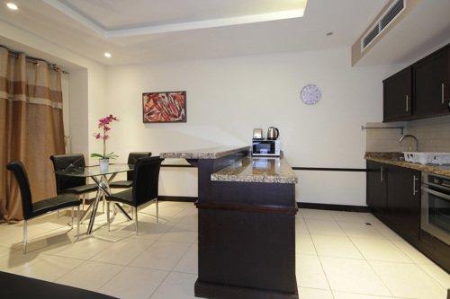 Дубай: Beautiful 1BHK in BURJ Residence 4 - 205