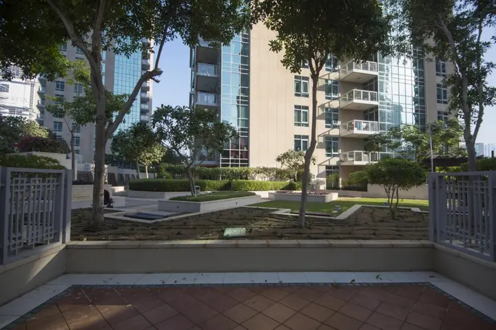 Дубай: Beautiful One Bedroom In Burj Residence 4