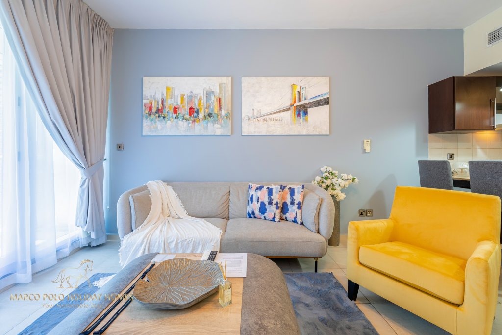 Дубай: Апартаменты Marco Polo - Wonderful Apt With Beautiful full Lake Views
