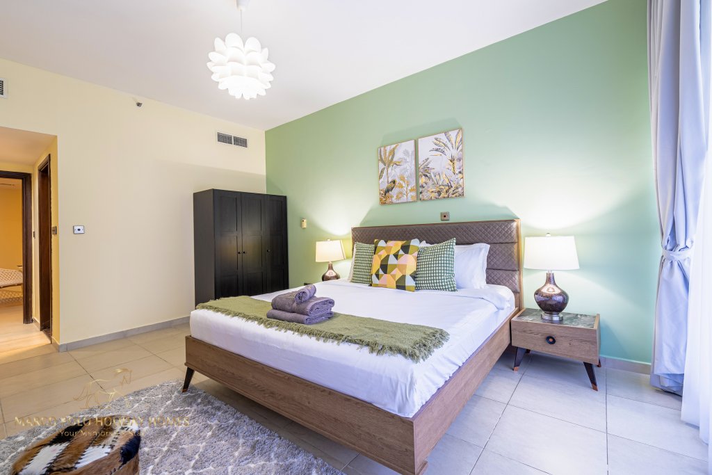 Дубай: Апартаменты Marco Polo - Wonderful Apt With Beautiful full Lake Views