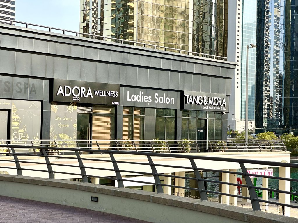 Дубай: Апартаменты Marco Polo - Wonderful Apt With Beautiful full Lake Views