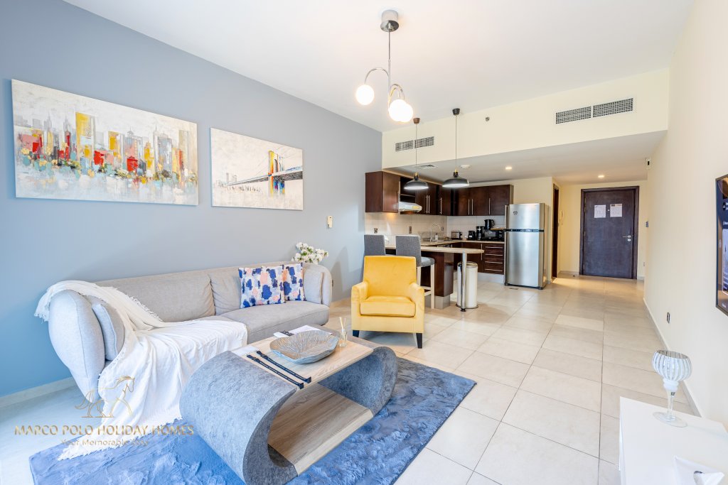 Дубай: Апартаменты Marco Polo - Wonderful Apt With Beautiful full Lake Views