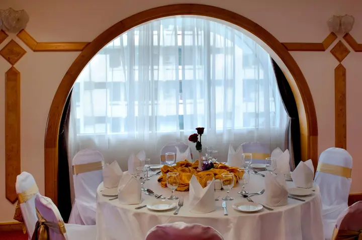 Абу-Даби: Отель Copthorne Downtown Abu Dhabi