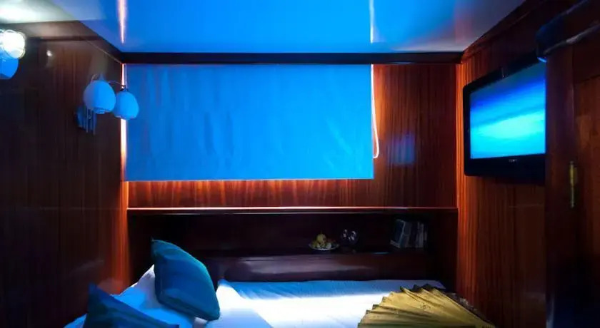Dream Voyager Yacht — фото 1
