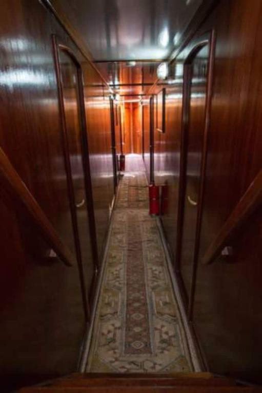 Северный атолл Мале: Dream Voyager Yacht