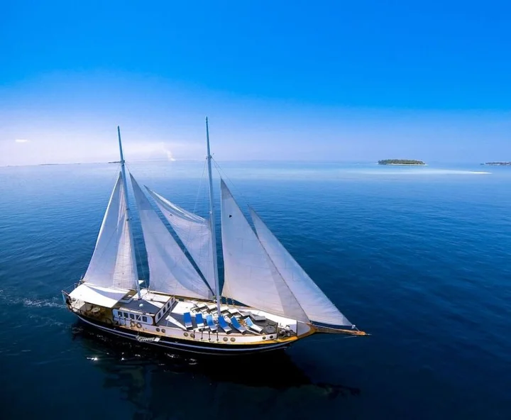 Северный атолл Мале: Dream Voyager Yacht