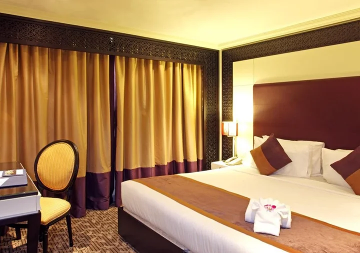 Дубай: Отель Carlton Tower Hotel