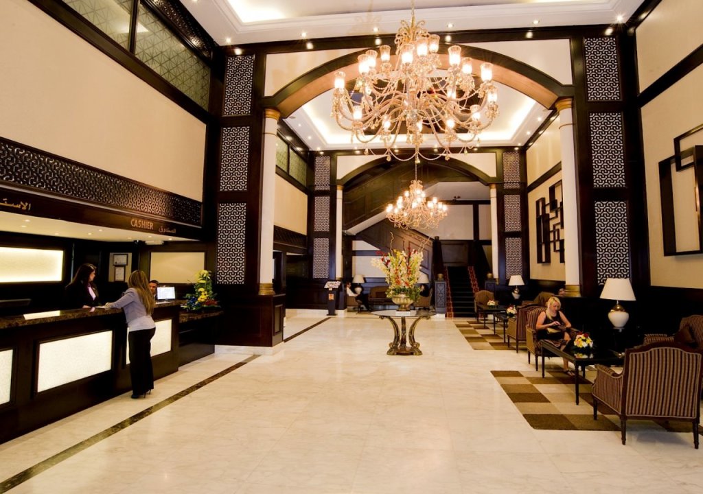 Дубай: Отель Carlton Tower Hotel