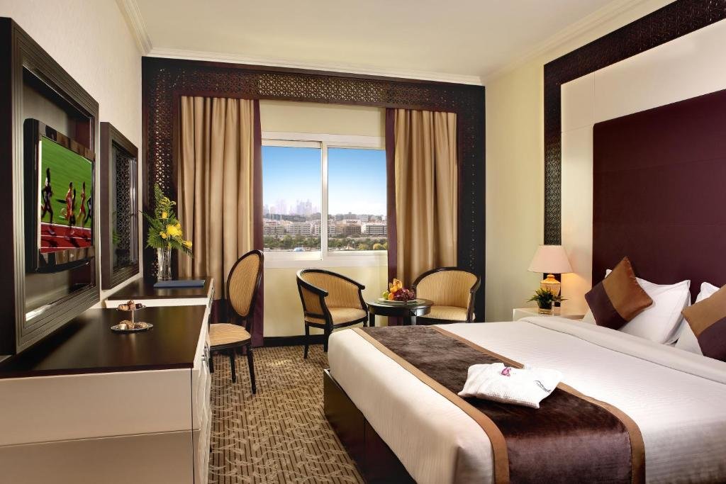 Дубай: Отель Carlton Tower Hotel