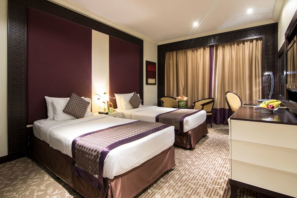 Дубай: Отель Carlton Tower Hotel