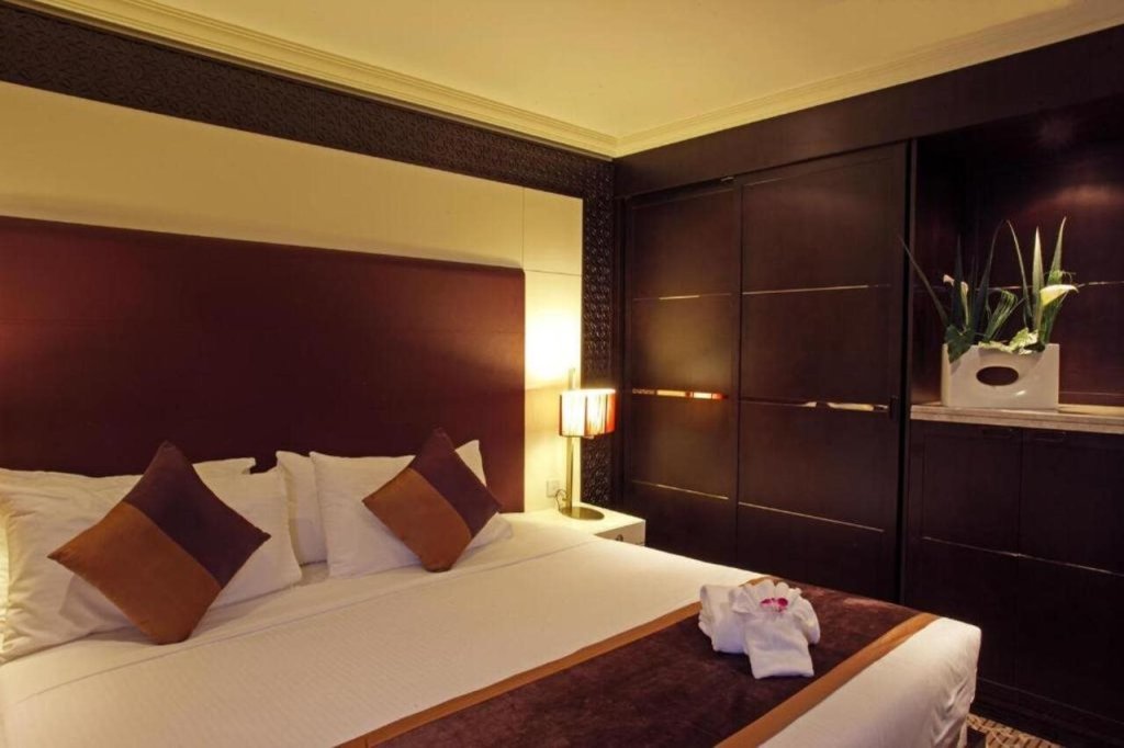 Дубай: Отель Carlton Tower Hotel
