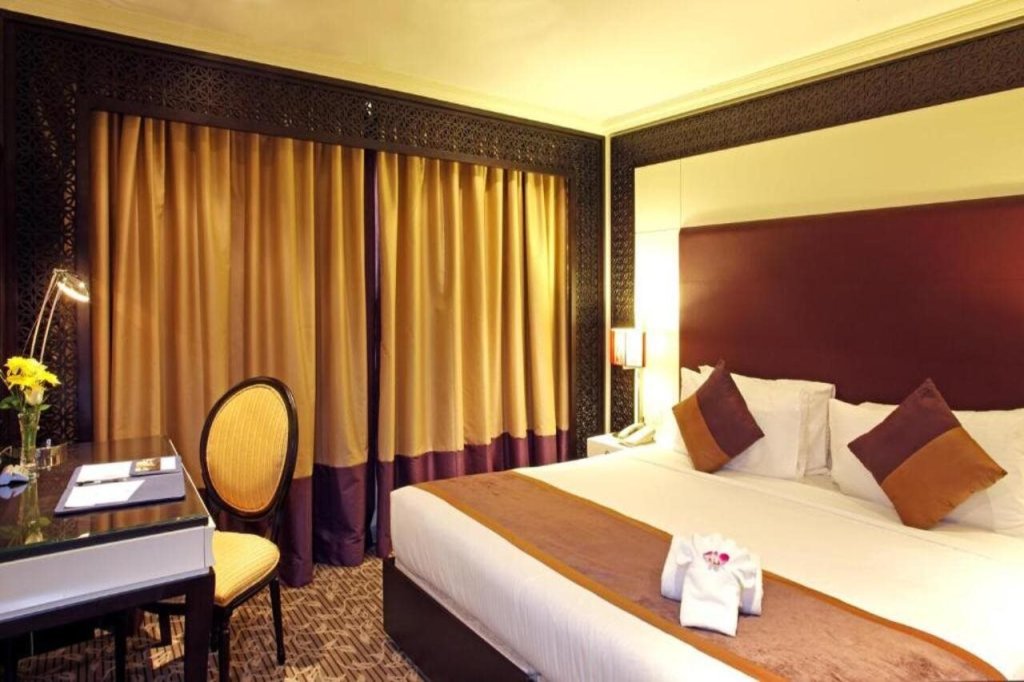 Дубай: Отель Carlton Tower Hotel