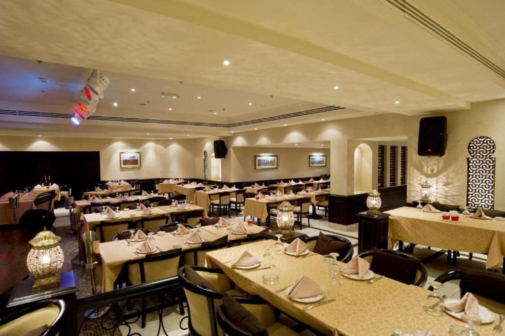 Дубай: Отель Carlton Tower Hotel