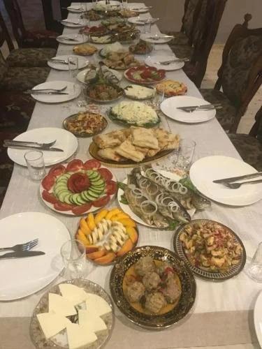 Местиа: Laghami Guest house