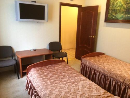 Новосады: Hotel V Lankovshina
