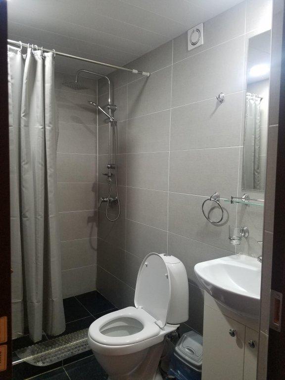 Степанцминда: Гостевой дом Cottages in Stephantsminda Echoes
