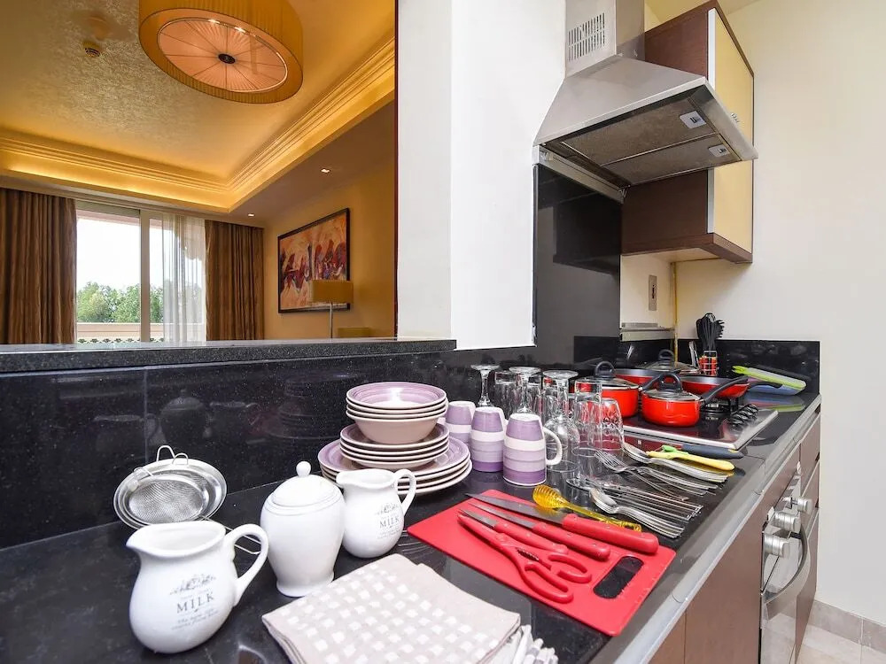 Дубай: OYO Home 161 Taj Grandeur 1 BHK Apartment Palm