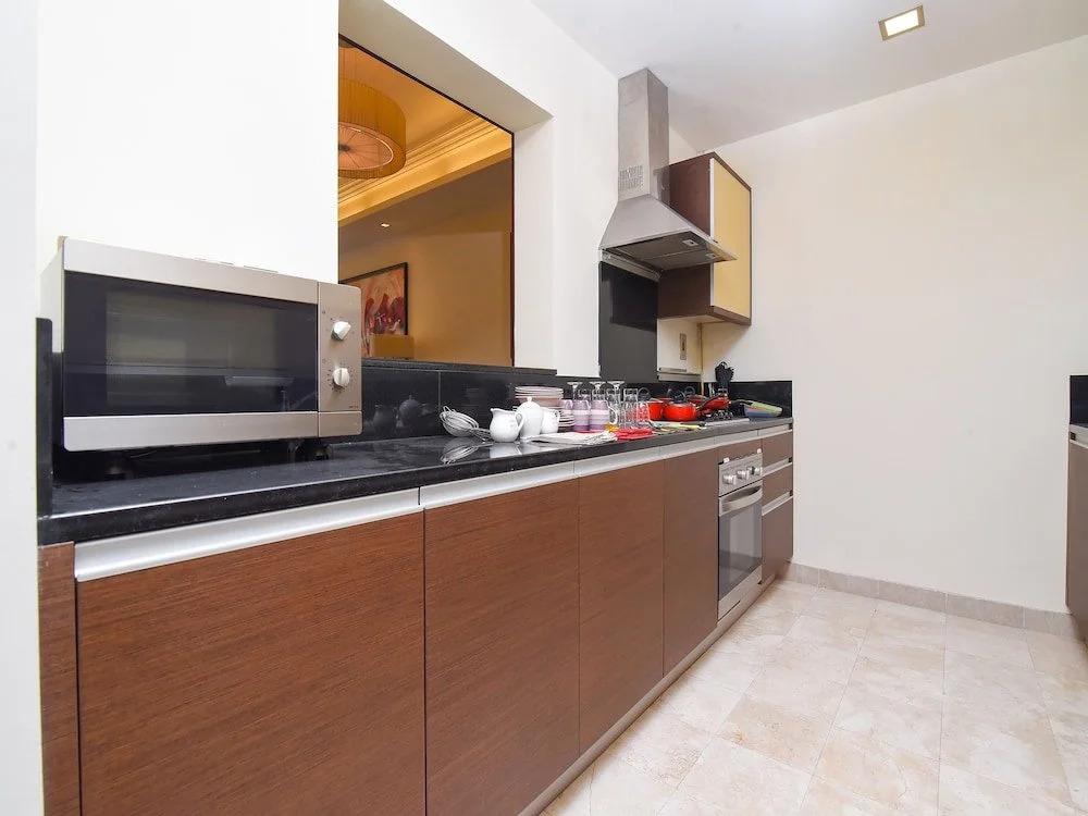 Дубай: OYO Home 161 Taj Grandeur 1 BHK Apartment Palm