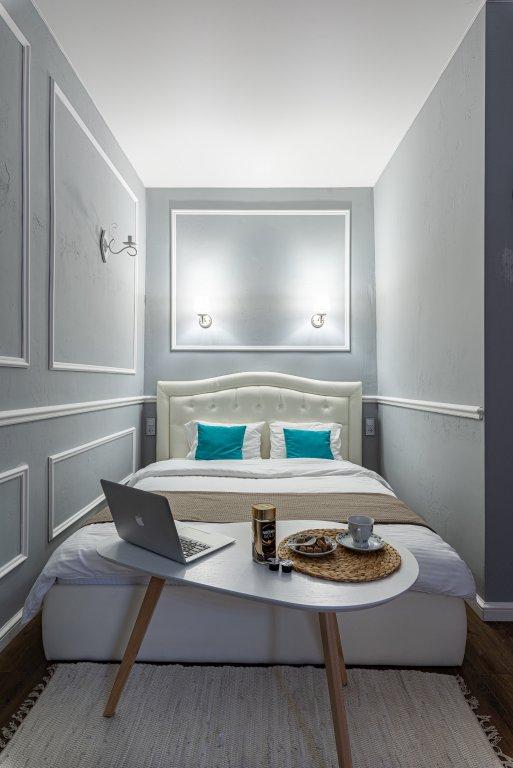 Минск: Апартаменты InterLoft 3 Old Town Free Parking Wi-Fi 100/50 Smart TV