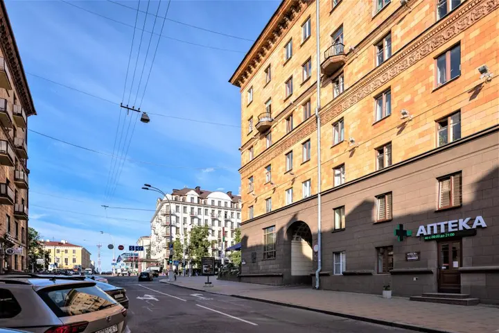 Минск: Апартаменты InterLoft 3 Old Town Free Parking Wi-Fi 100/50 Smart TV