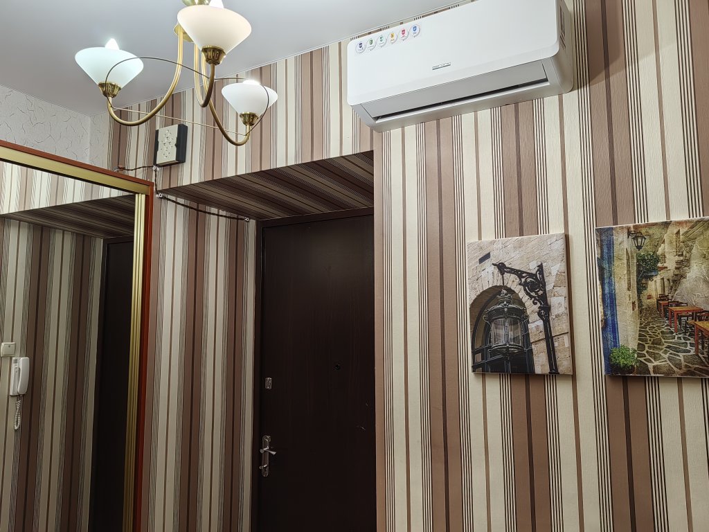 Минск: Апартаменты InterLoft 3 Old Town Free Parking Wi-Fi 100/50 Smart TV